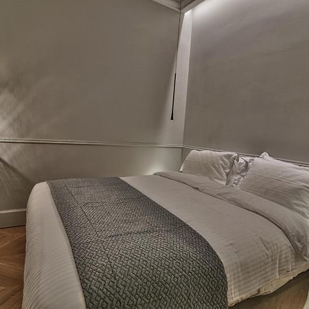 Nikiou Suites Luxury Residence Ateny Zewnętrze zdjęcie