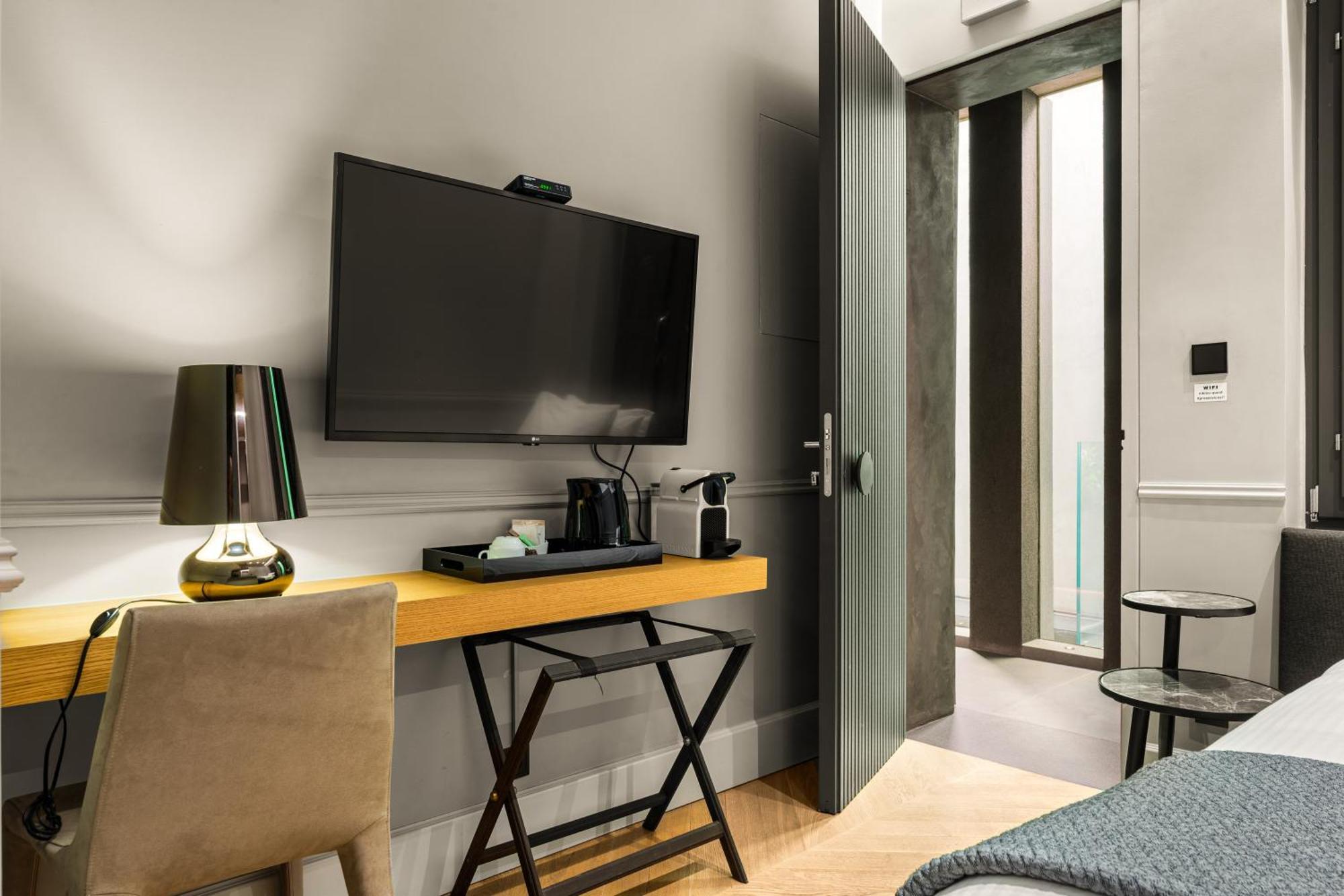 Nikiou Suites Luxury Residence Ateny Zewnętrze zdjęcie
