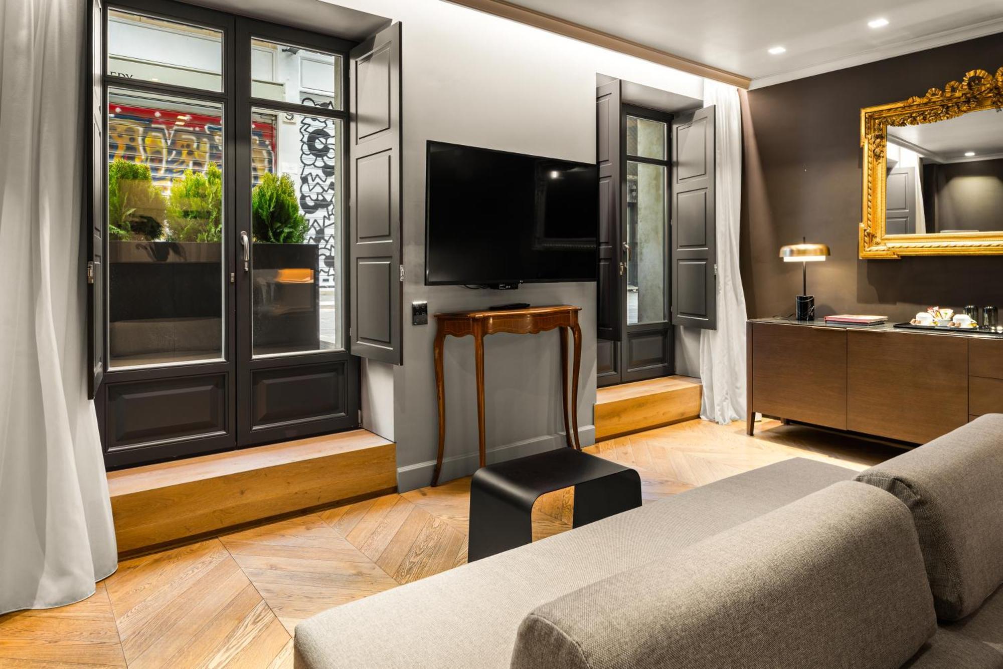 Nikiou Suites Luxury Residence Ateny Zewnętrze zdjęcie